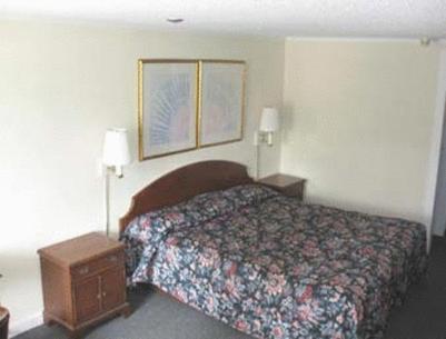 Knights Inn Cleveland/מקדוניה חדר תמונה